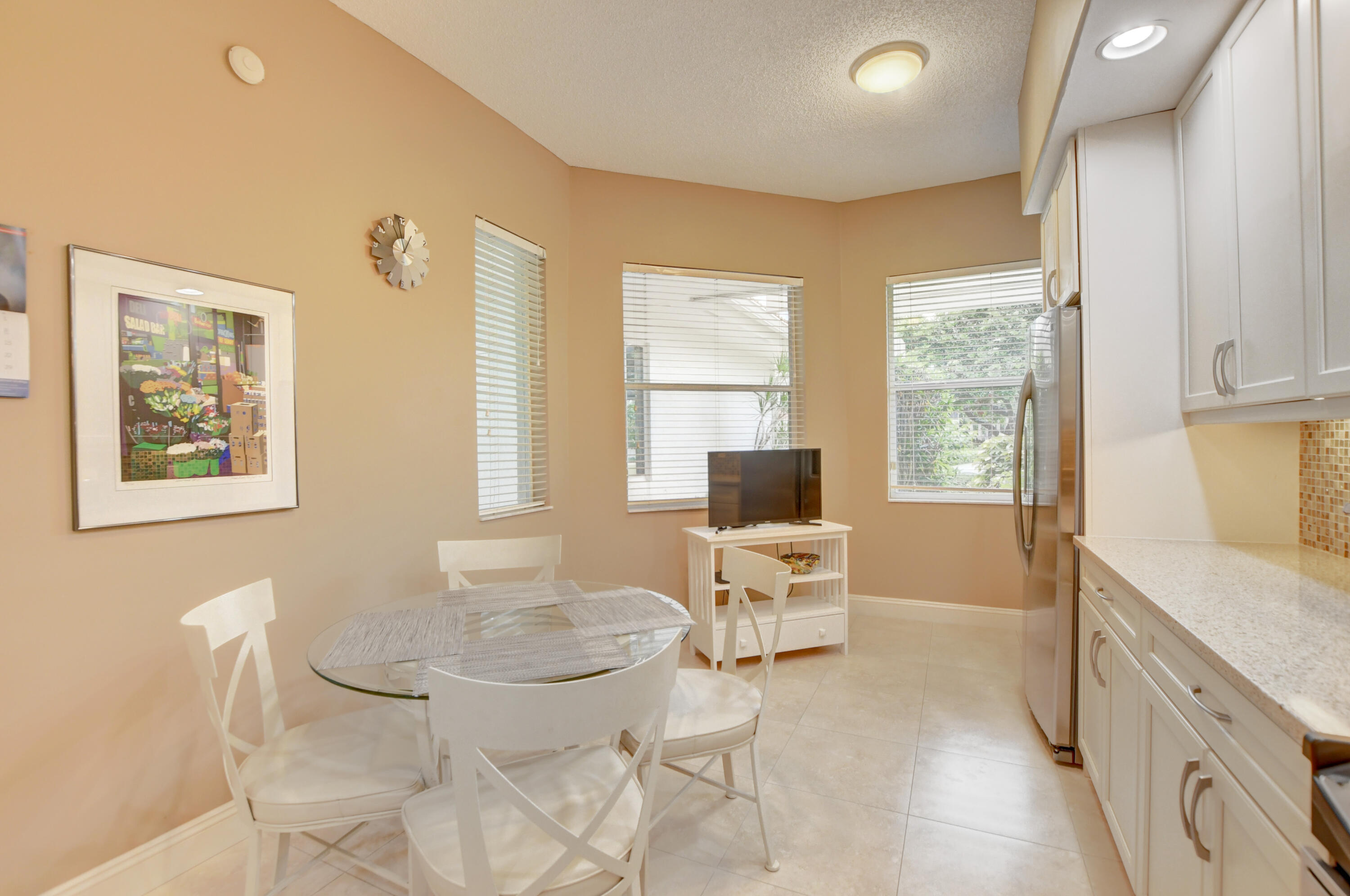 2471 Northwest 59th Street, Unit 804 Boca Raton, FL 33496 - Photo 16 of 68 breakfast area