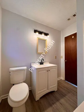 $1,250 | 5009 Marylin Lane, Unit B, Chattanooga, TN 37411