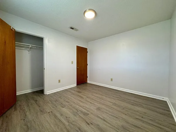 $1,250 | 5009 Marylin Lane, Unit B, Chattanooga, TN 37411