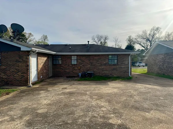 $1,250 | 5009 Marylin Lane, Unit B, Chattanooga, TN 37411