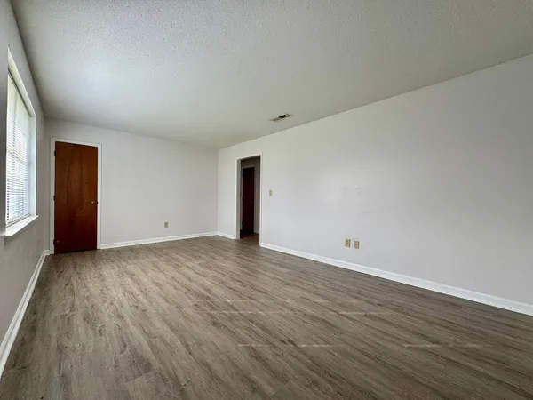 $1,250 | 5009 Marylin Lane, Unit B, Chattanooga, TN 37411