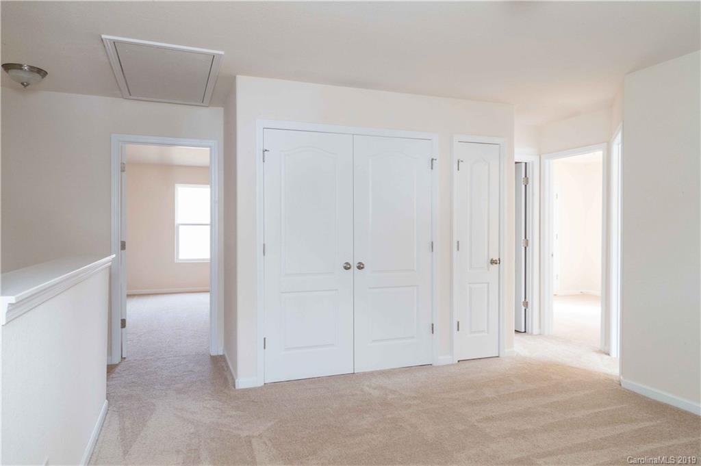 9725 Weikert Road Charlotte, NC 28215 - Photo 4 of 8 Gallery Image 4
