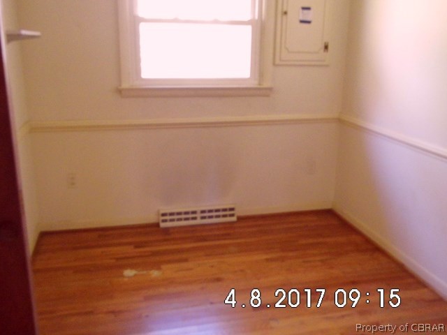 349 Kent Cove Road Kilmarnock, VA 22482 - Photo 8 of 17