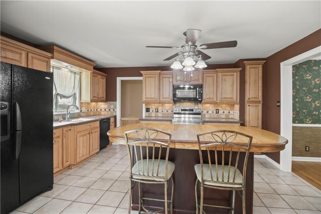 407 Northwest O'Brien Road Lee's Summit, MO 64063 - Photo 9 of 32