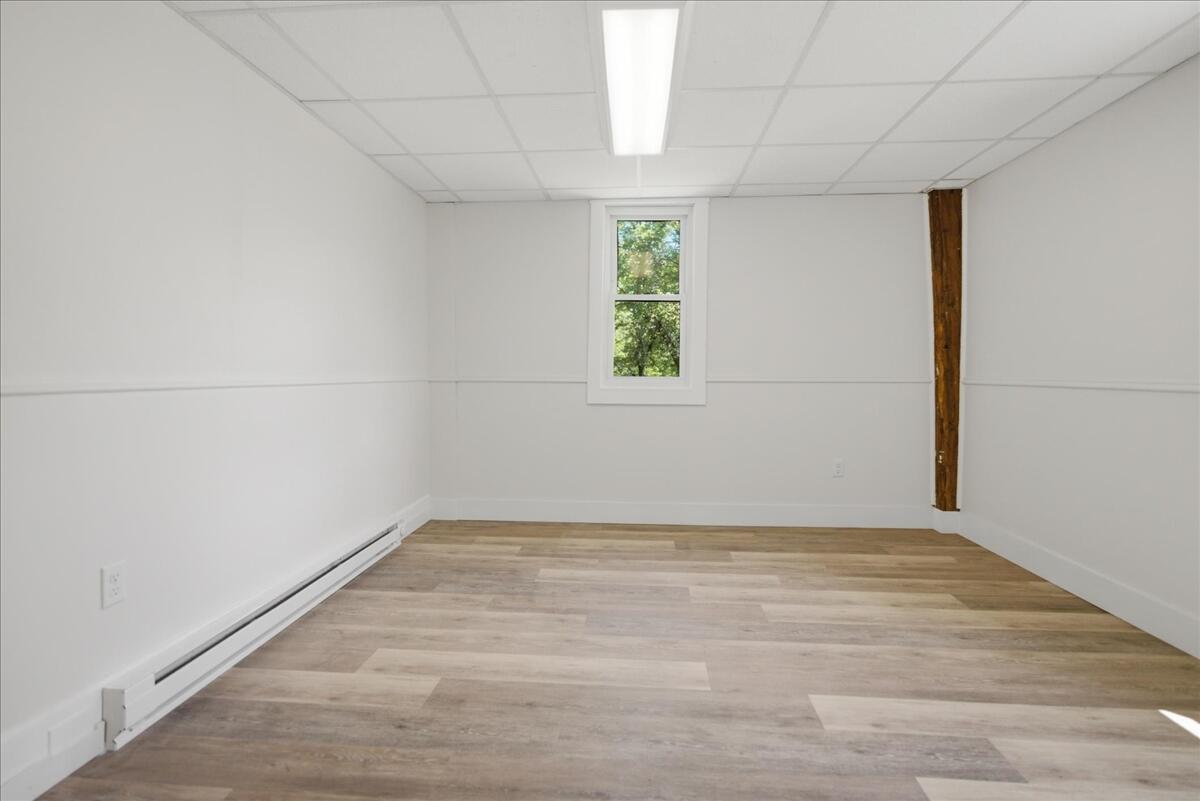 229 Chopps Cross Road Woolwich, ME 04579 - Photo 19 of 60 First floor bedroom 2