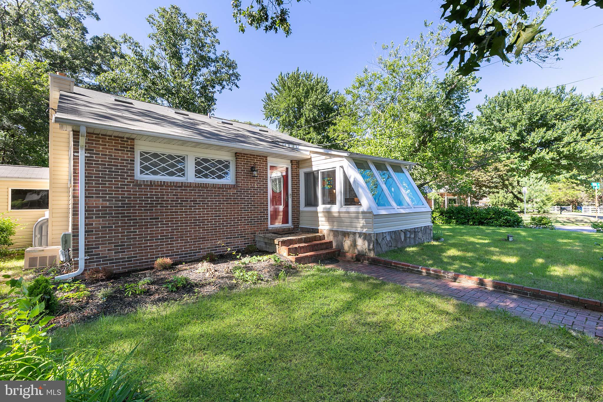 616 Riverside Drive Pasadena, MD 21122 - Photo 2 of 42 Gallery Image 2