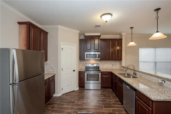 $1,100,000 | 304 Cooner Street, Unit A, College Station, TX 77840