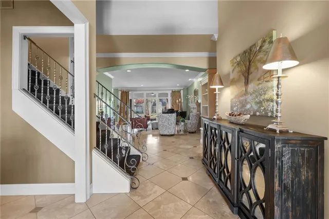 $975,000 | 609 Northeast Lake Point Drive, Lee's Summit, MO 64064