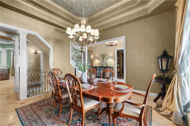 $975,000 | 609 Northeast Lake Point Drive, Lee's Summit, MO 64064