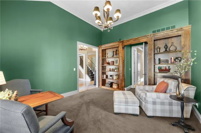 $975,000 | 609 Northeast Lake Point Drive, Lee's Summit, MO 64064