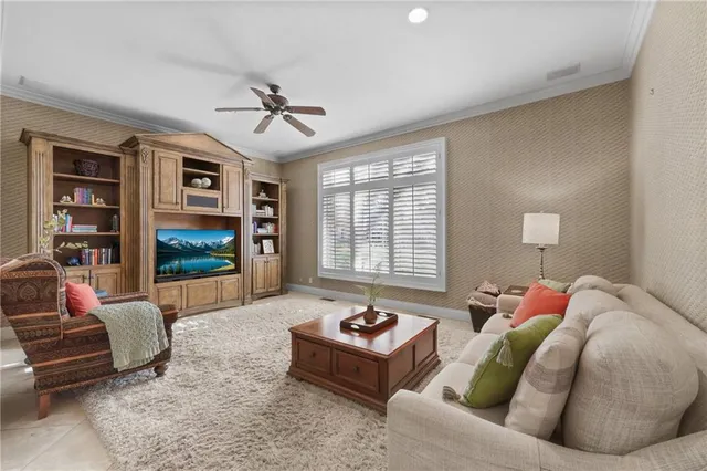 $975,000 | 609 Northeast Lake Point Drive, Lee's Summit, MO 64064