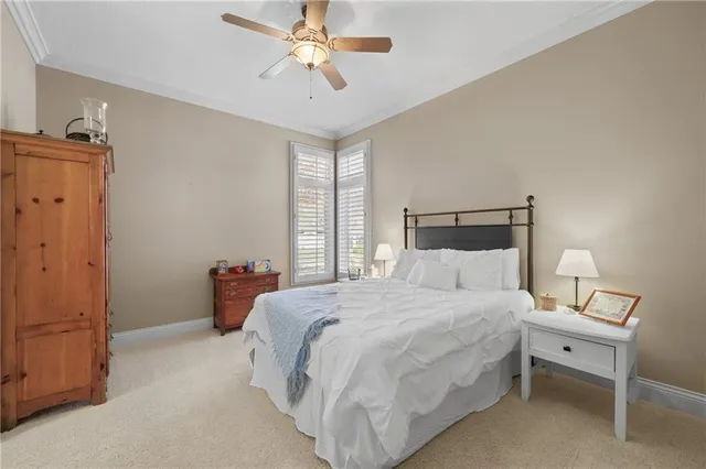 $975,000 | 609 Northeast Lake Point Drive, Lee's Summit, MO 64064