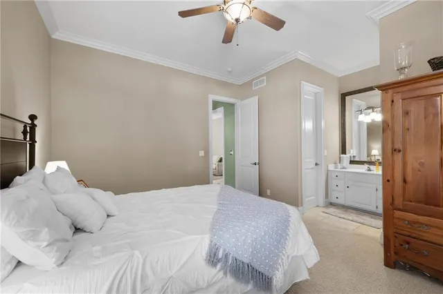 $975,000 | 609 Northeast Lake Point Drive, Lee's Summit, MO 64064