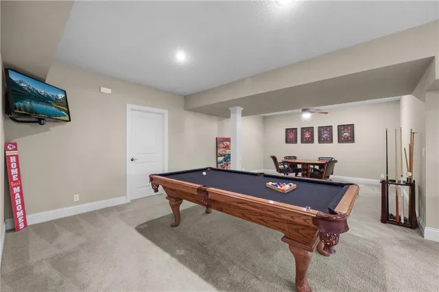 $975,000 | 609 Northeast Lake Point Drive, Lee's Summit, MO 64064