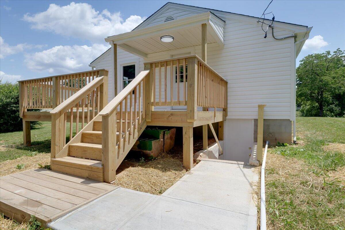 4 Chigger Ridge Lane Rocky Mount, VA 24151 - Photo 20 of 25 26-4 Chigger Ridge Ln-26