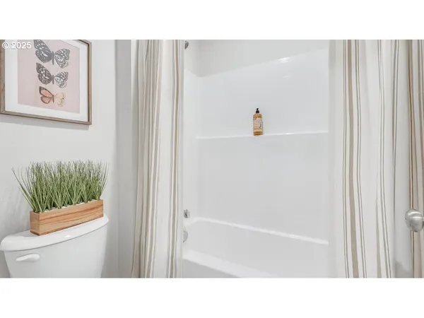 $599,995 | 3585 Southwest Battaglia Avenue, Gresham, OR 97080