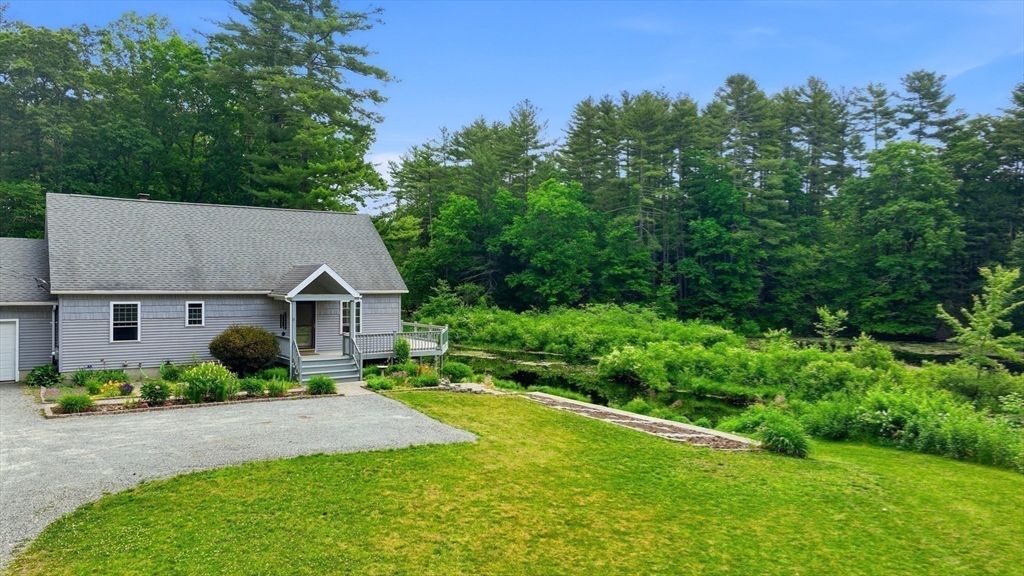 259 Greenwich Road Ware, MA 01082 - Photo 4 of 40 Gallery Image 4