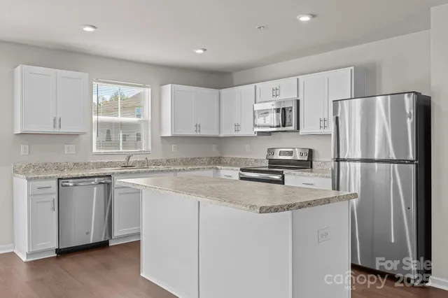 $380,000 | 2522 Willow Pond Lane Southeast, Concord, NC 28025