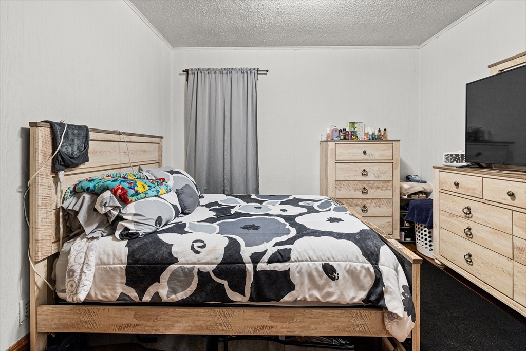 38 Eaton Street Fall River, MA 02723 - Photo 33 of 38