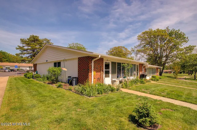 $1,670 | 888 B Inverness Court, Lakewood, NJ 08701