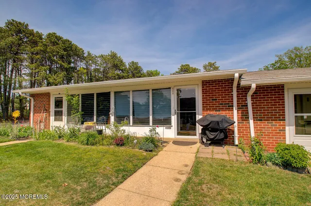 $1,670 | 888 B Inverness Court, Lakewood, NJ 08701