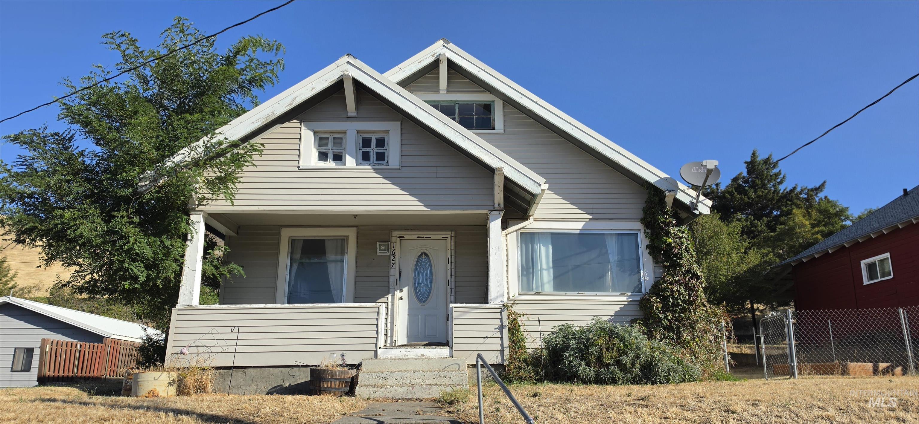1627 Main Street Pomeroy, WA 99347 - Photo 1 of 30 Gallery Image 1