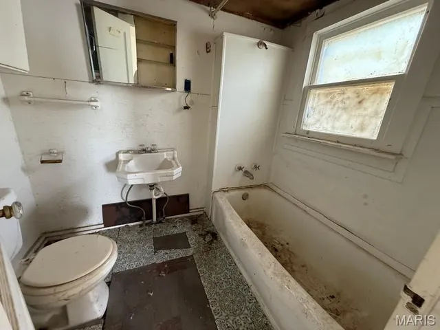 $9,999 | 504 East 8th Street, Portageville, MO 63873