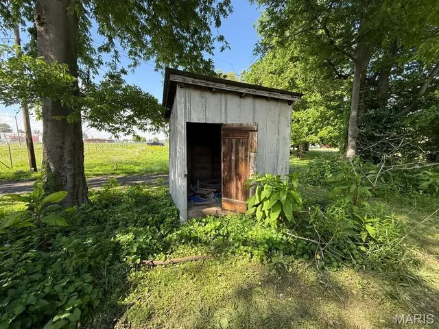 $9,999 | 504 East 8th Street, Portageville, MO 63873