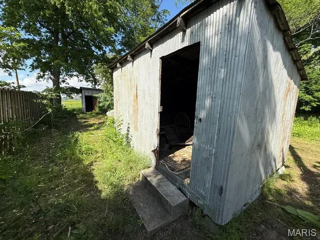 $9,999 | 504 East 8th Street, Portageville, MO 63873