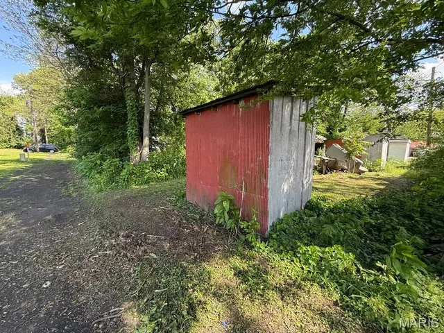 $9,999 | 504 East 8th Street, Portageville, MO 63873