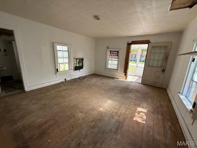 $9,999 | 504 East 8th Street, Portageville, MO 63873