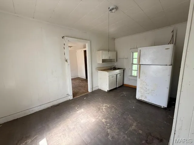 $9,999 | 504 East 8th Street, Portageville, MO 63873