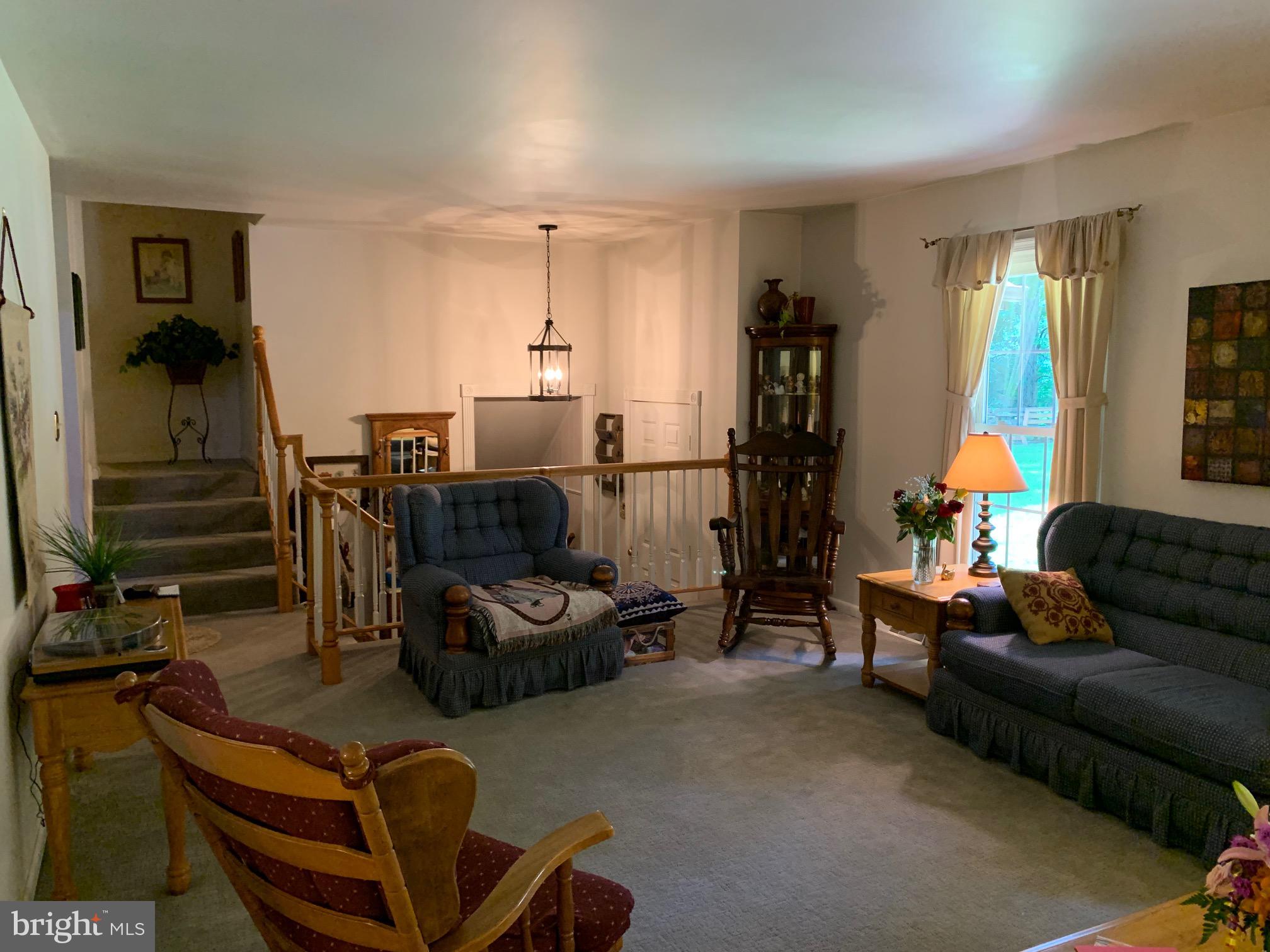 10404 Johnson Drive Manassas, VA 20110 - Photo 6 of 21