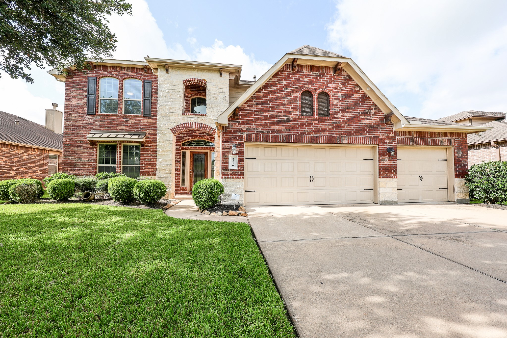 2510 Copper Fields Drive Rosharon, TX 77583 - Photo 1 of 21 Gallery Image 1