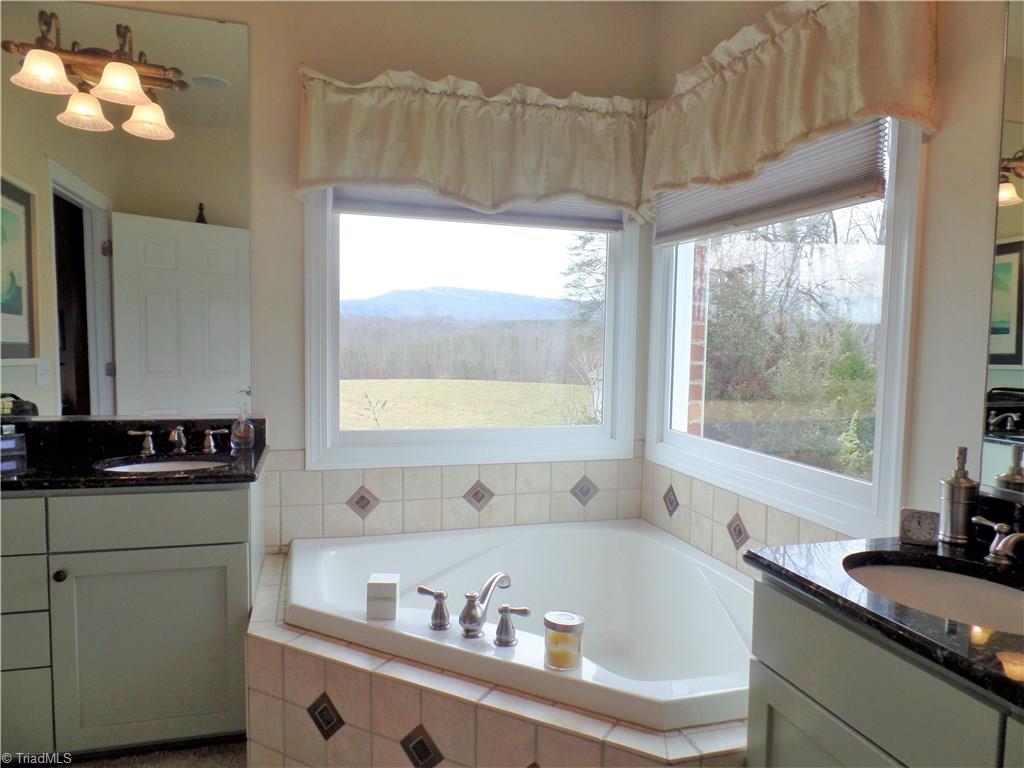 1612 Robertson Ridge Road King, NC 27021 - Photo 27 of 30