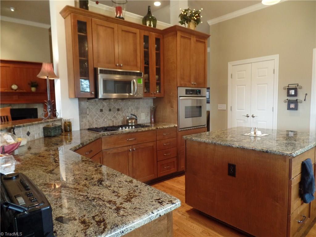 1612 Robertson Ridge Road King, NC 27021 - Photo 9 of 30