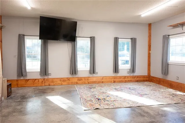 $305,000 | 615 Pine Street, Wellsville, KS 66092