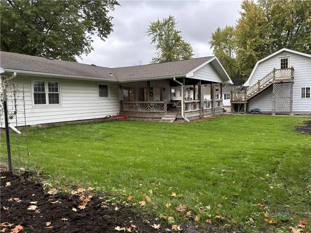 $305,000 | 615 Pine Street, Wellsville, KS 66092