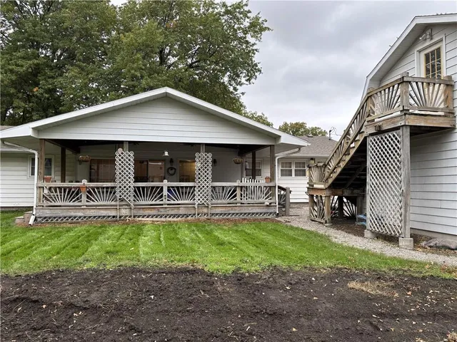 $305,000 | 615 Pine Street, Wellsville, KS 66092
