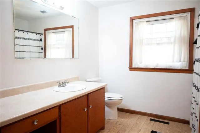 $305,000 | 615 Pine Street, Wellsville, KS 66092