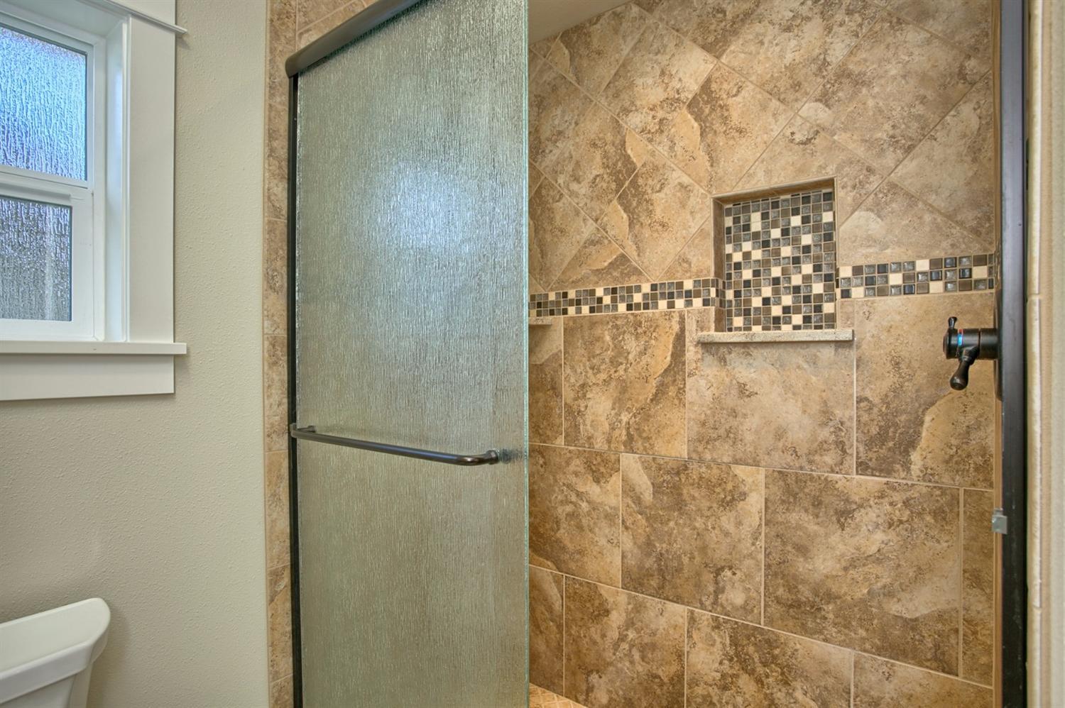525 Buck Point Street Central Point, OR 97502 - Photo 20 of 33 Additional Photo