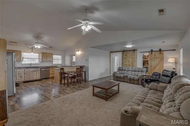 $389,900 | 1002 Gold Bits Drive, Farmington, MO 63640