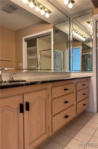 $359,000 | 42 Spicebush Lane, Amherst, NY 14221