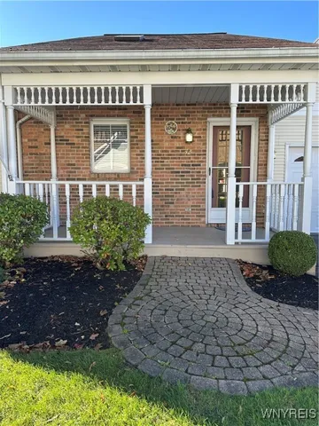 $359,000 | 42 Spicebush Lane, Amherst, NY 14221