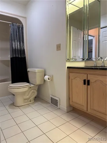 $359,000 | 42 Spicebush Lane, Amherst, NY 14221