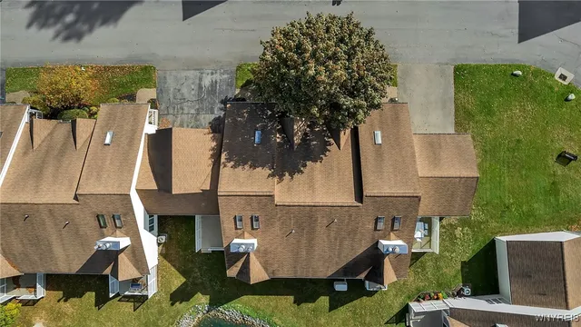 $359,000 | 42 Spicebush Lane, Amherst, NY 14221