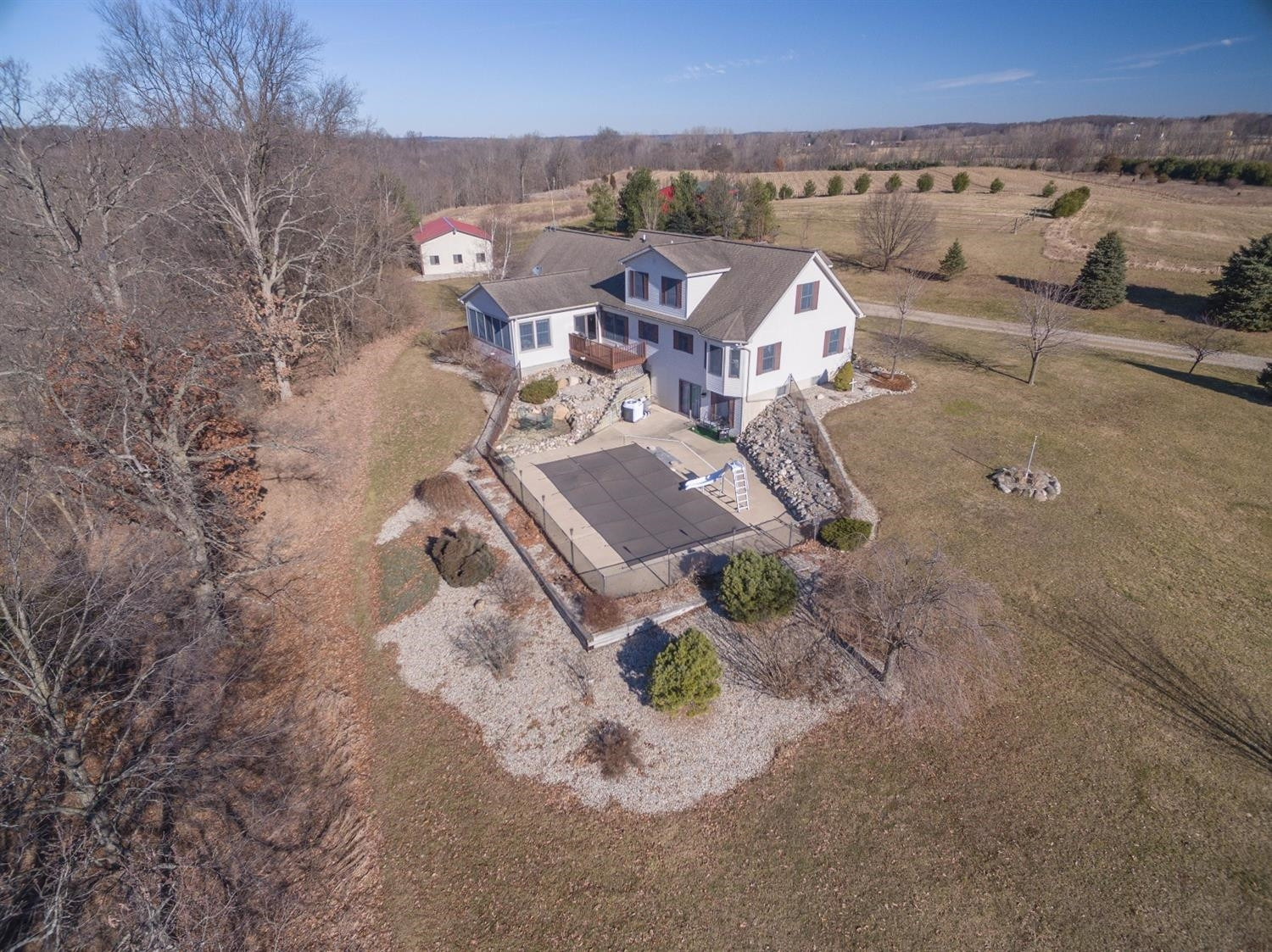 13004 Wallace Road Manchester, MI 48158 - Photo 3 of 10 Photo 3