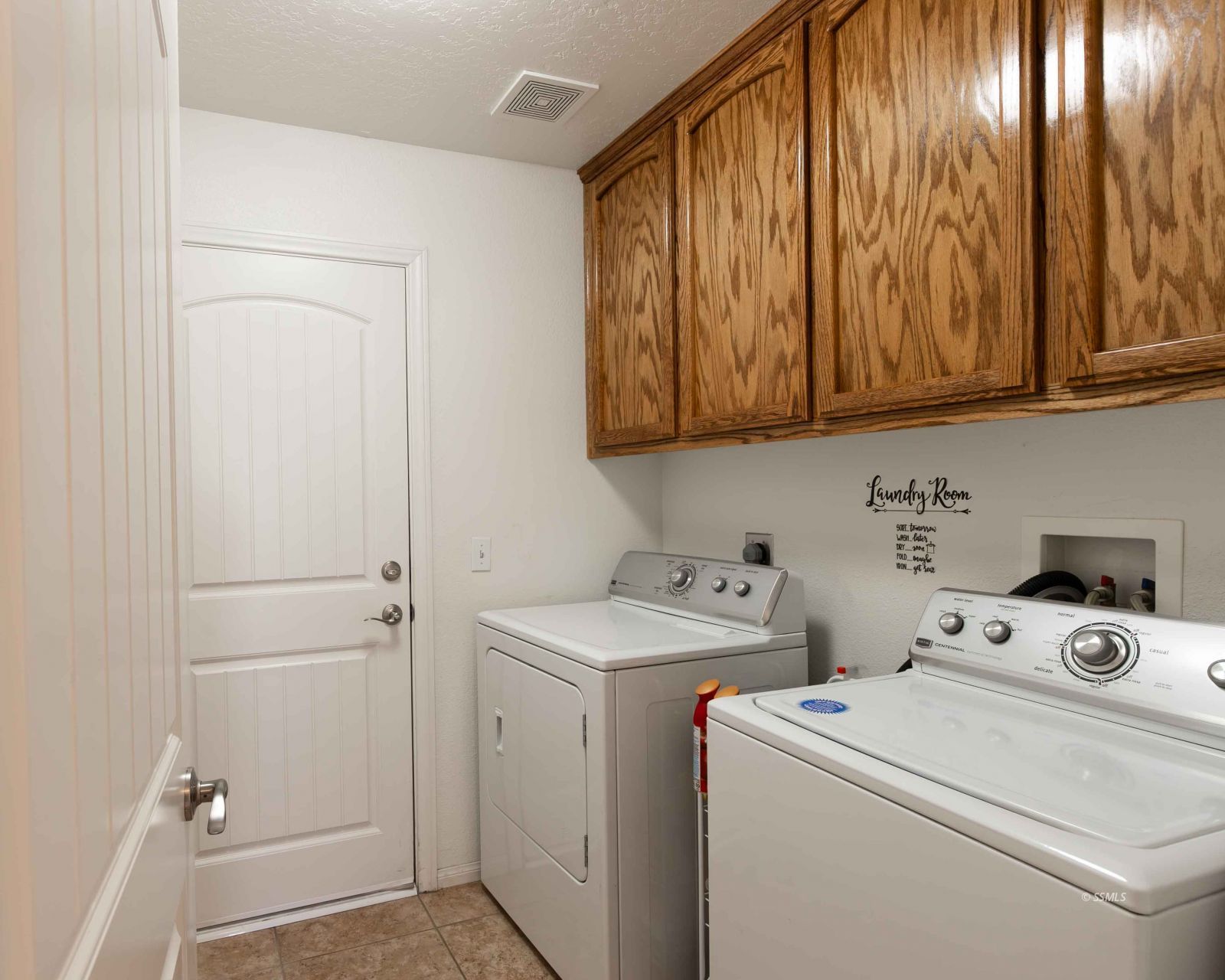 412 South Inyo Street Ridgecrest, CA 93555 - Photo 25 of 31
