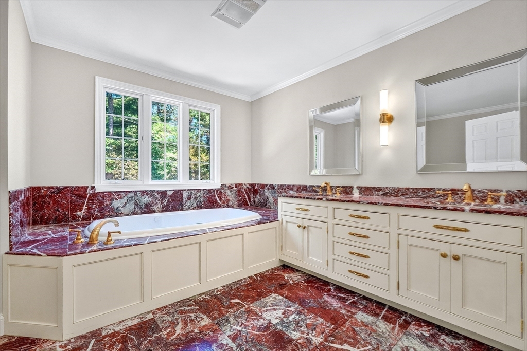 20 Winter Street Medfield, MA 02052 - Photo 27 of 42