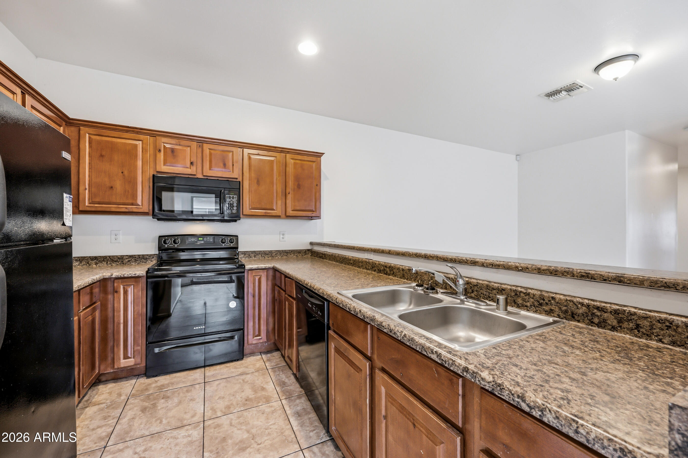 8917 North 4th Street, Unit B Phoenix, AZ 85020 - Photo 4 of 21 7-8917N4SB-ocupix-